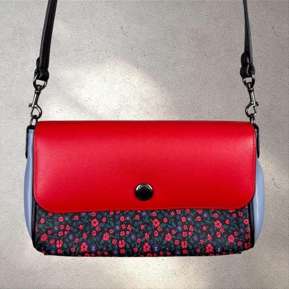 Coach F59535 Ranch Floral Blue/Red Reversible Turnlock‎ Coated Canvas Crossbody